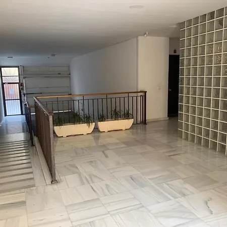 Casa Avila חרז